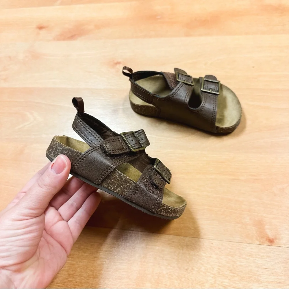 Oshkosh Brown Double Buckle Bruno Sandals Toddler Size 6